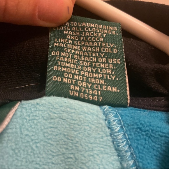 Women’s Lands’ End Fleece Jacket - Picture 3 of 5